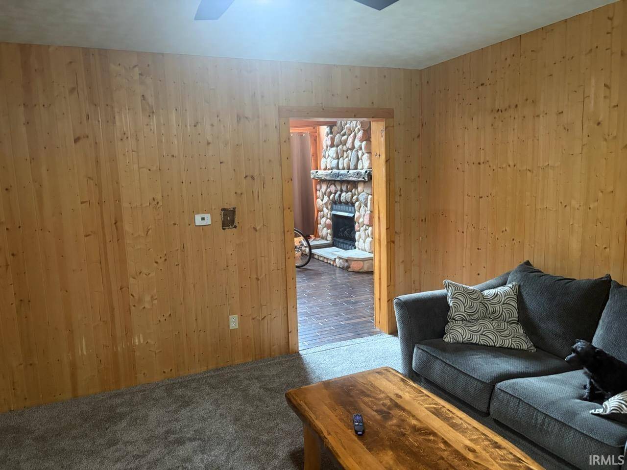 18440 12Th RD, Plymouth, IN 46563-9129