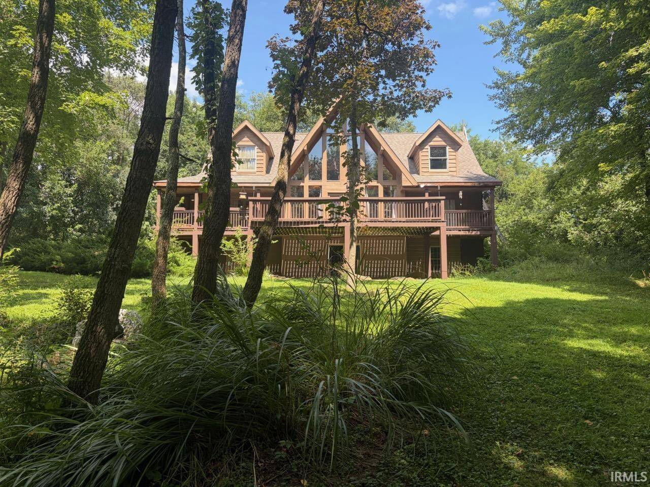 18440 12Th RD, Plymouth, IN 46563-9129