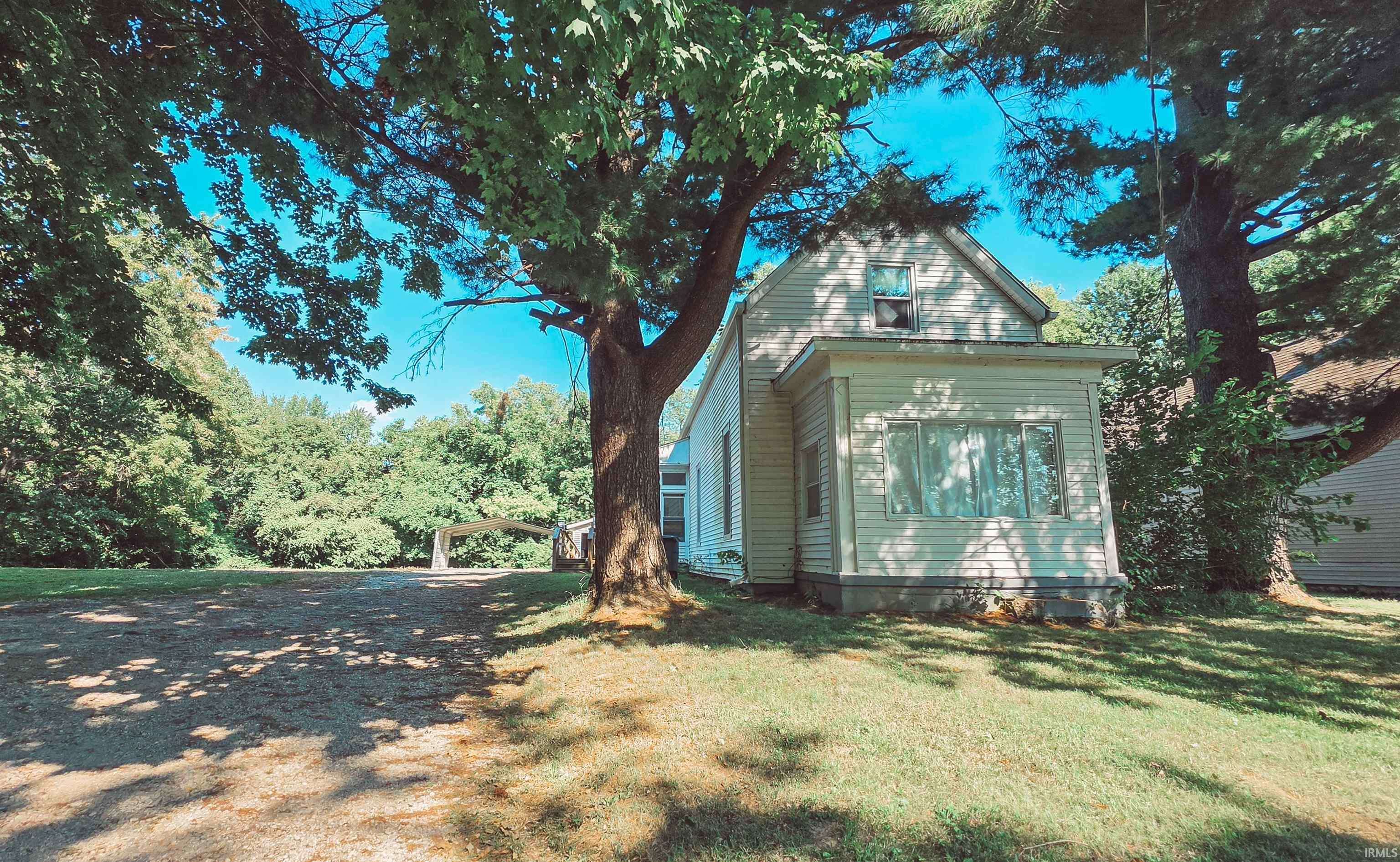 4001 Kratzville RD, Evansville, IN 47710