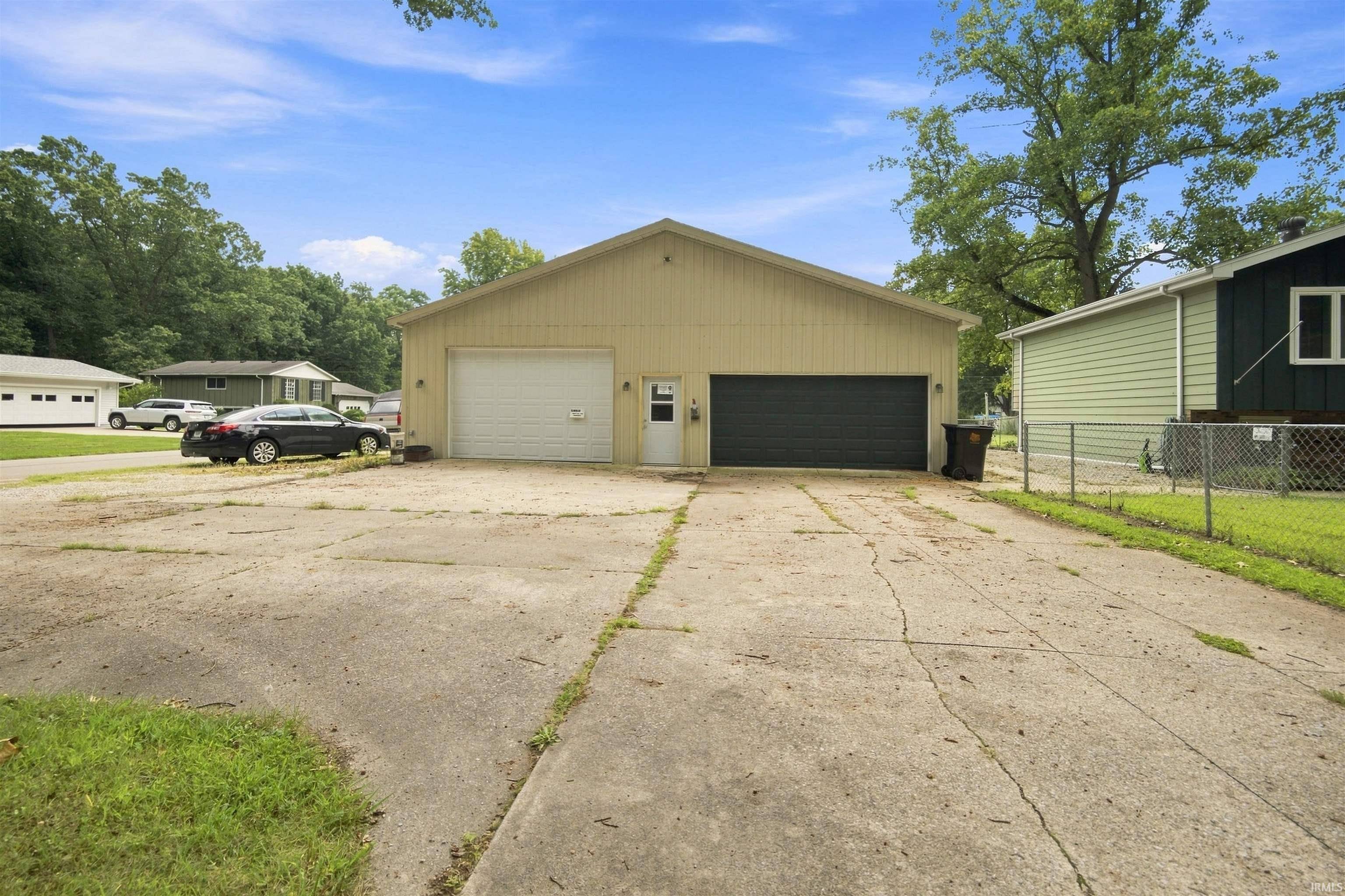 30046 County Road 108 RD, Elkhart, IN 46514-9798