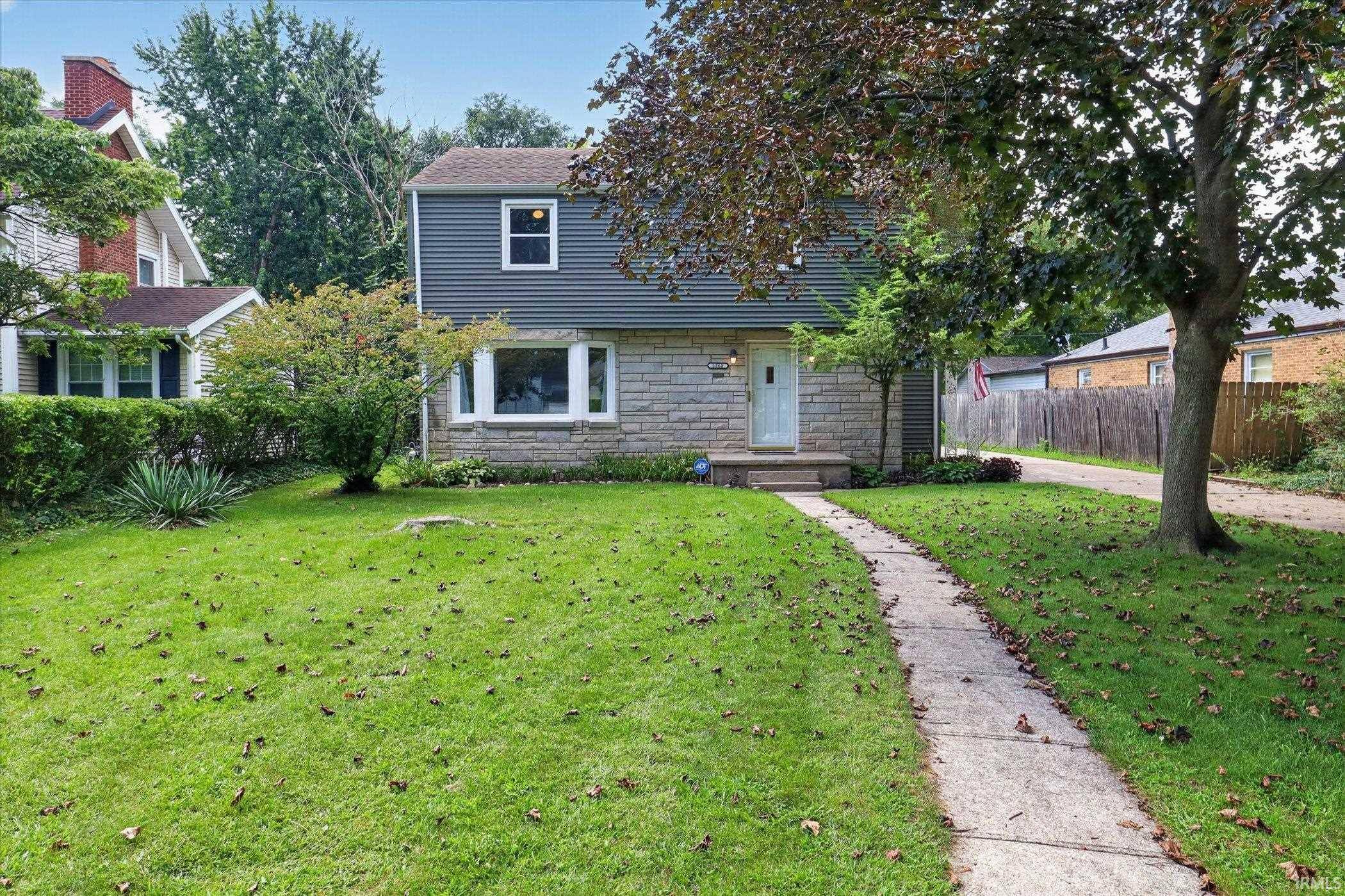 1865 College ST, South Bend, IN 46628