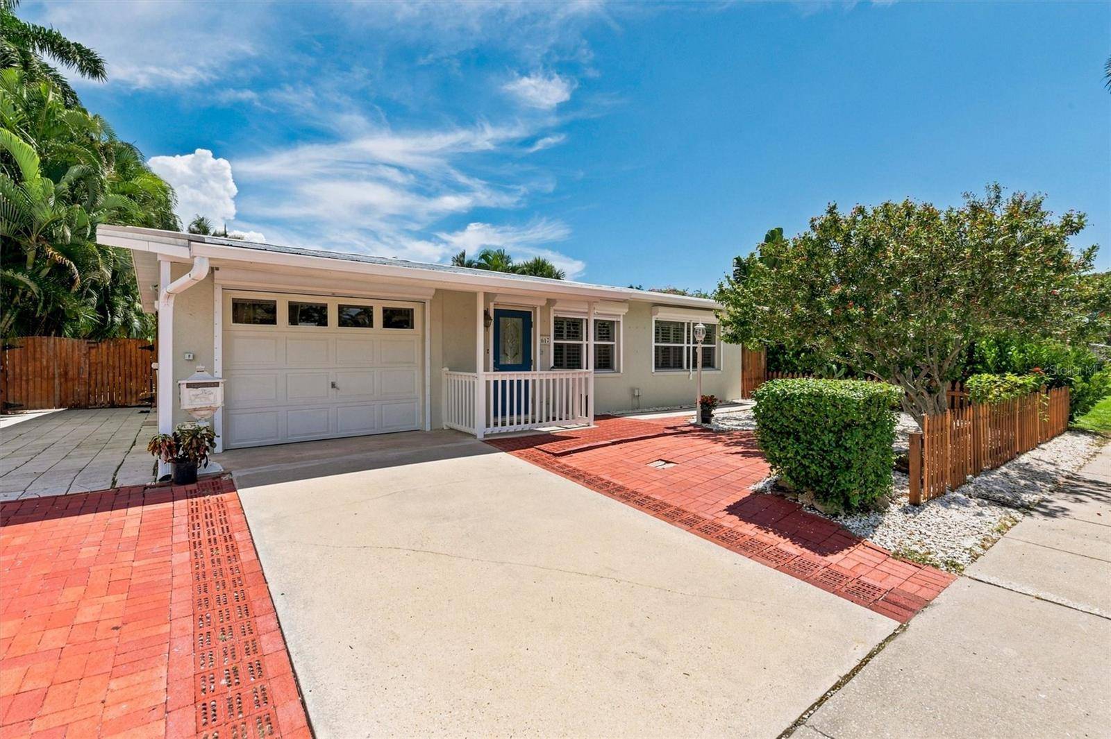 617 W OLYMPIA AVE, Punta Gorda, FL 33950