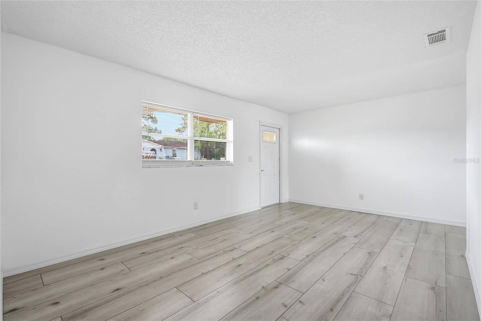 2218 WHITNEY PL, Valrico, FL 33594