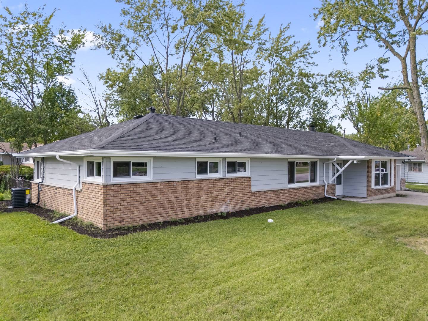 202 Wilson ST, Park Forest, IL 60466