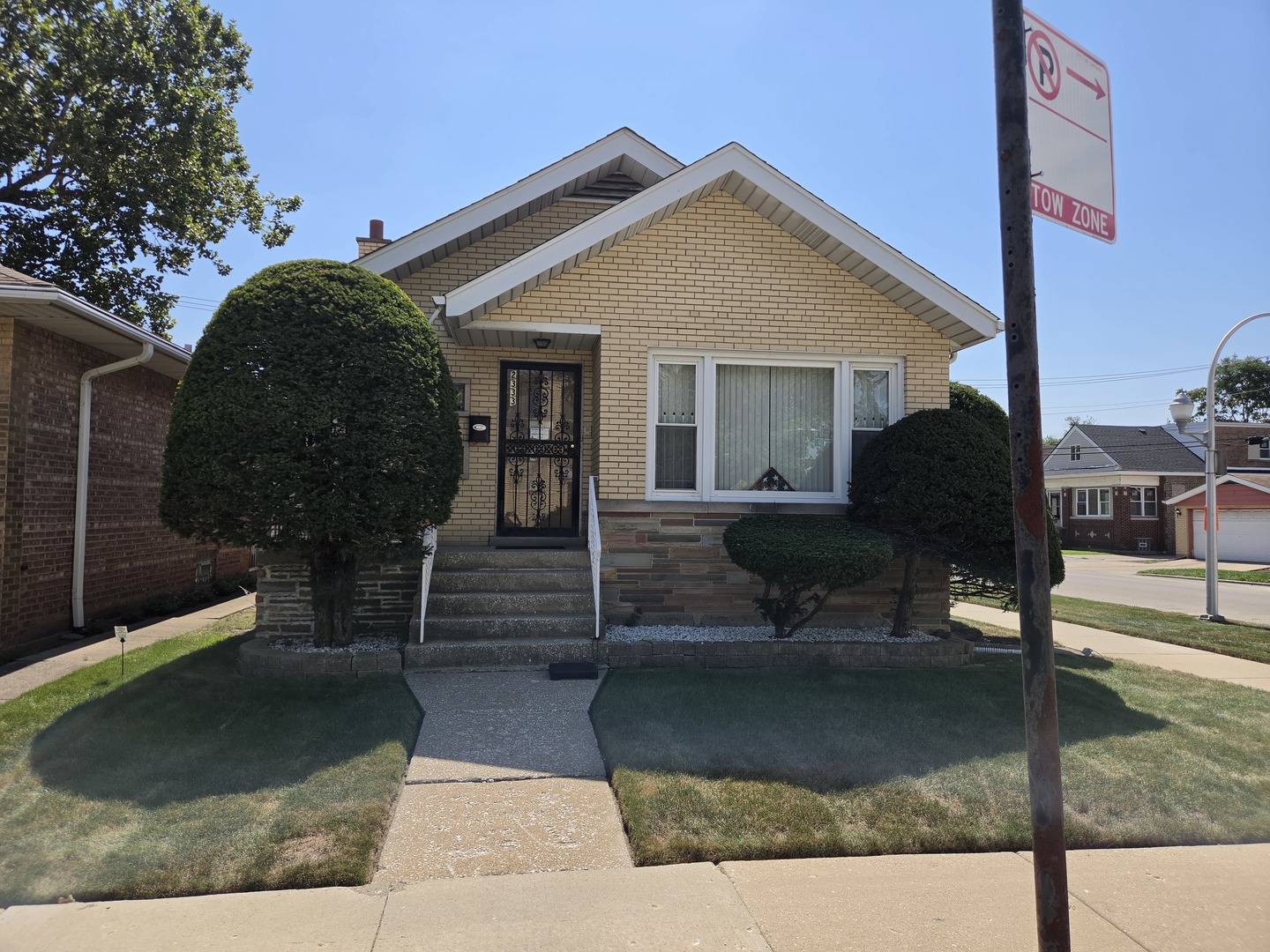 2333 E 83rd ST, Chicago, IL 60617
