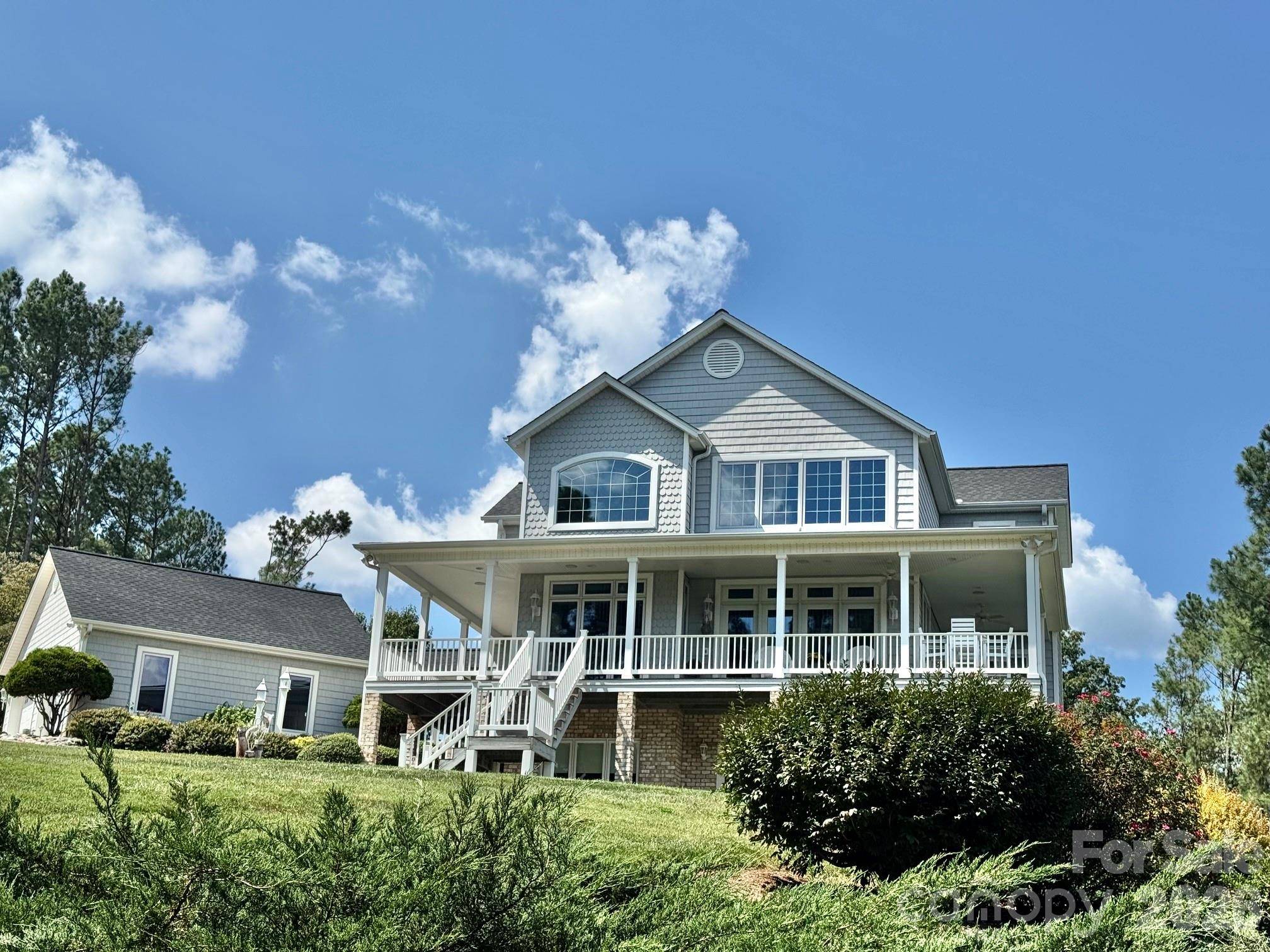 687 Sam Poole LN, Taylorsville, NC 28681