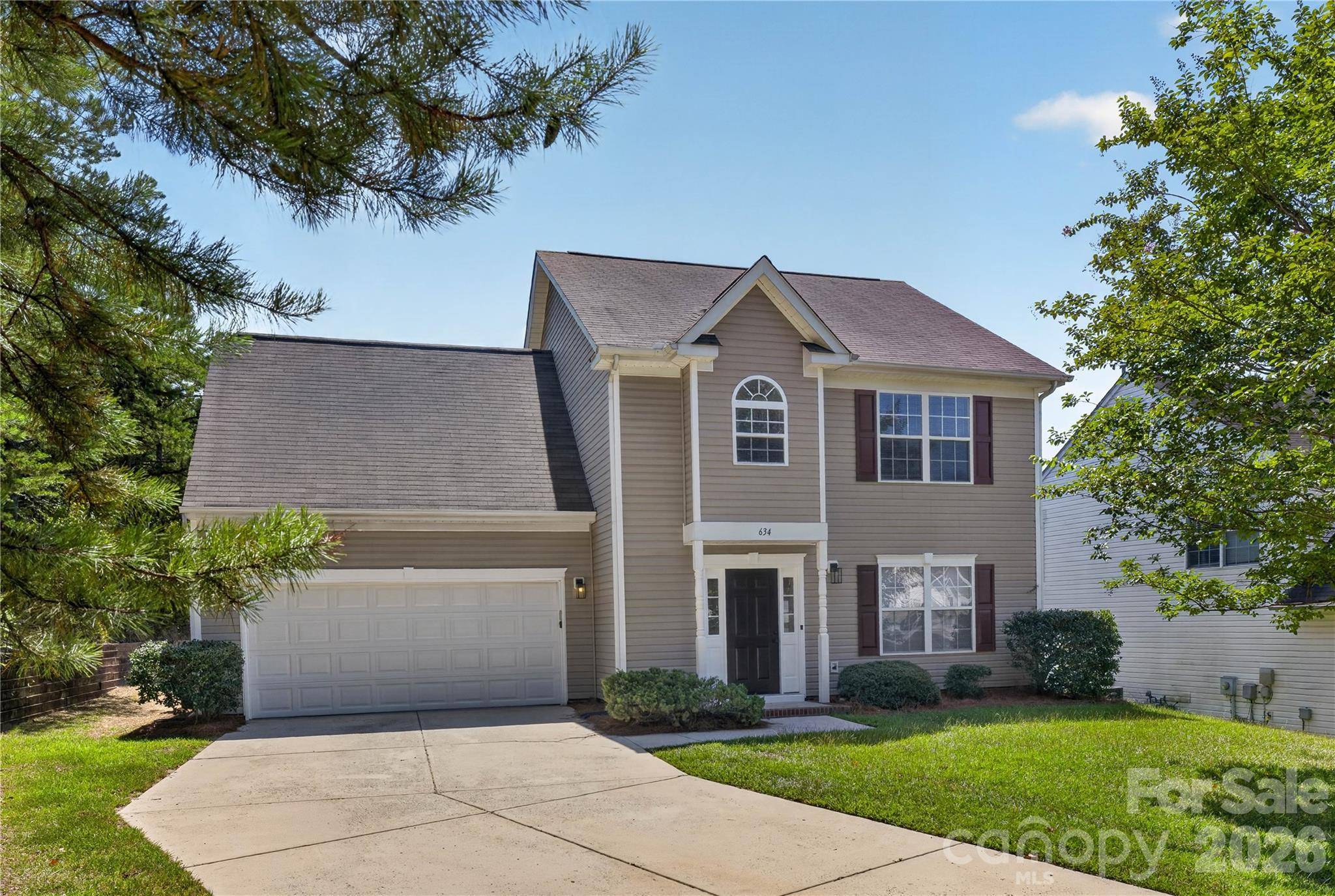634 Longacre DR, Charlotte, NC 28214