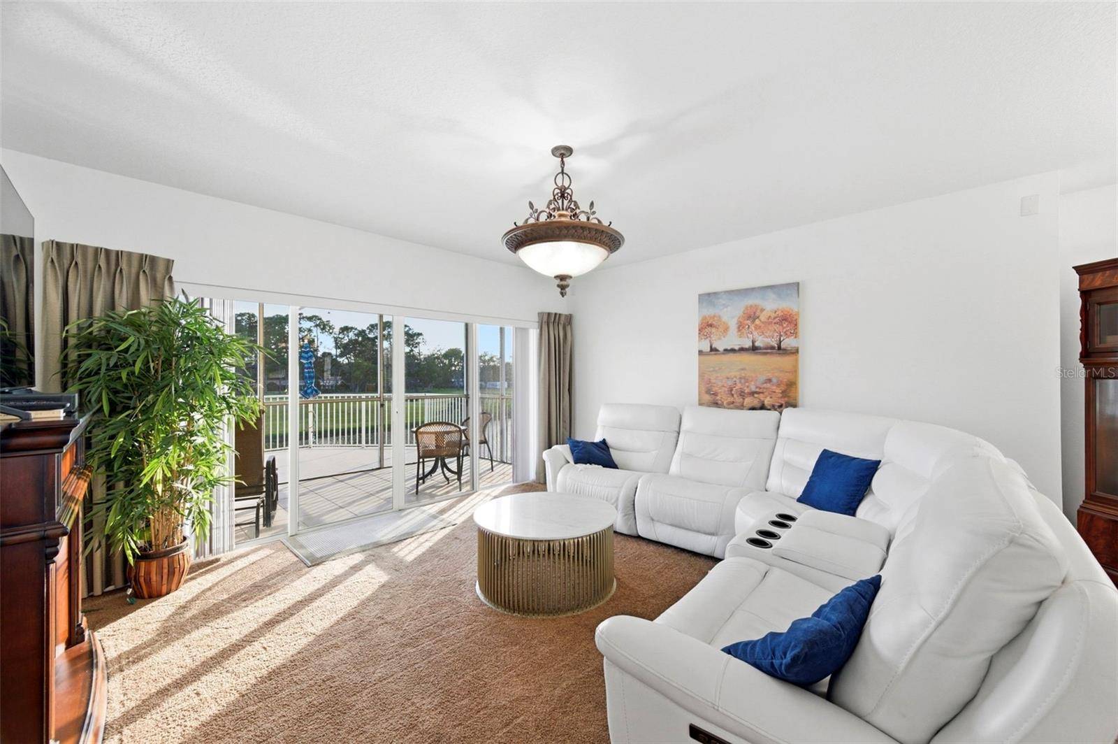 1200 COUNTRY CLUB DR #2106, Largo, FL 33771