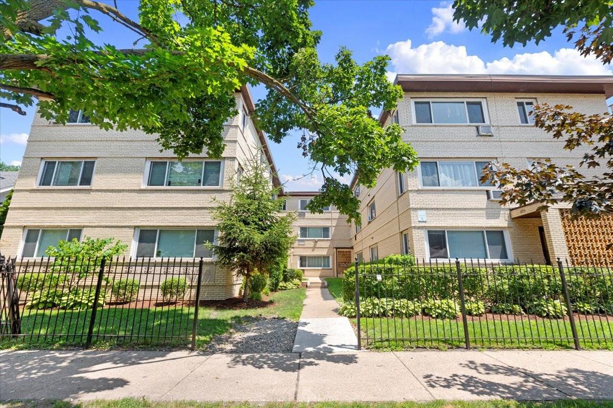 6715 N Hermitage AVE #7A, Chicago, IL 60626