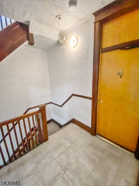 139 70th St #3, Guttenberg Town, NJ 07093