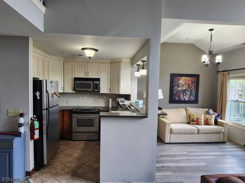 1 Pine Crescent #23, Vernon Twp., NJ 07462