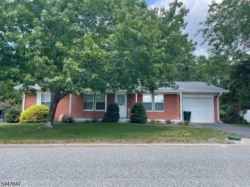 38 Constitution Blvd, Manchester Twp., NJ 08759