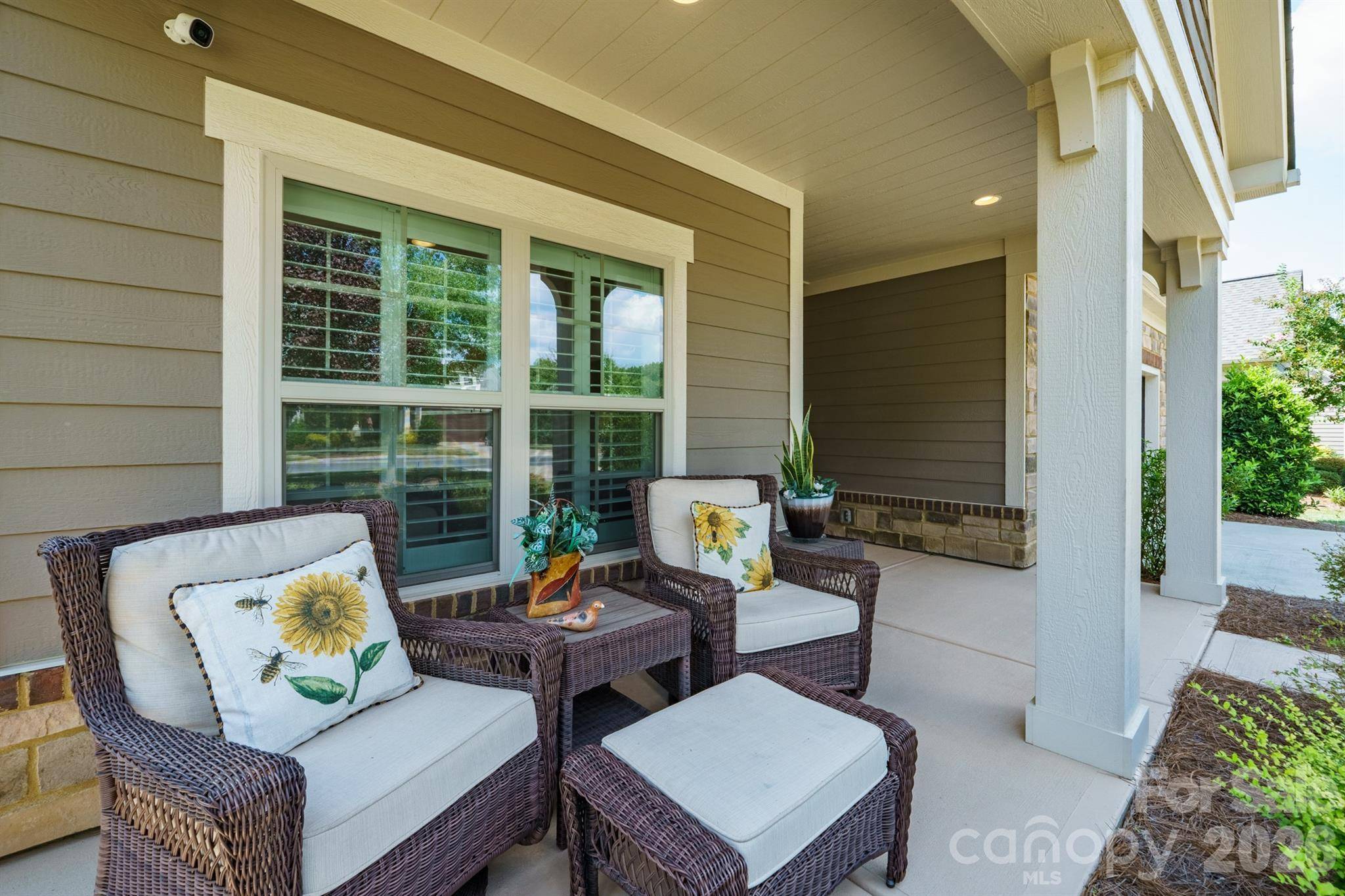 2205 Lincolnshire LN, Waxhaw, NC 28173