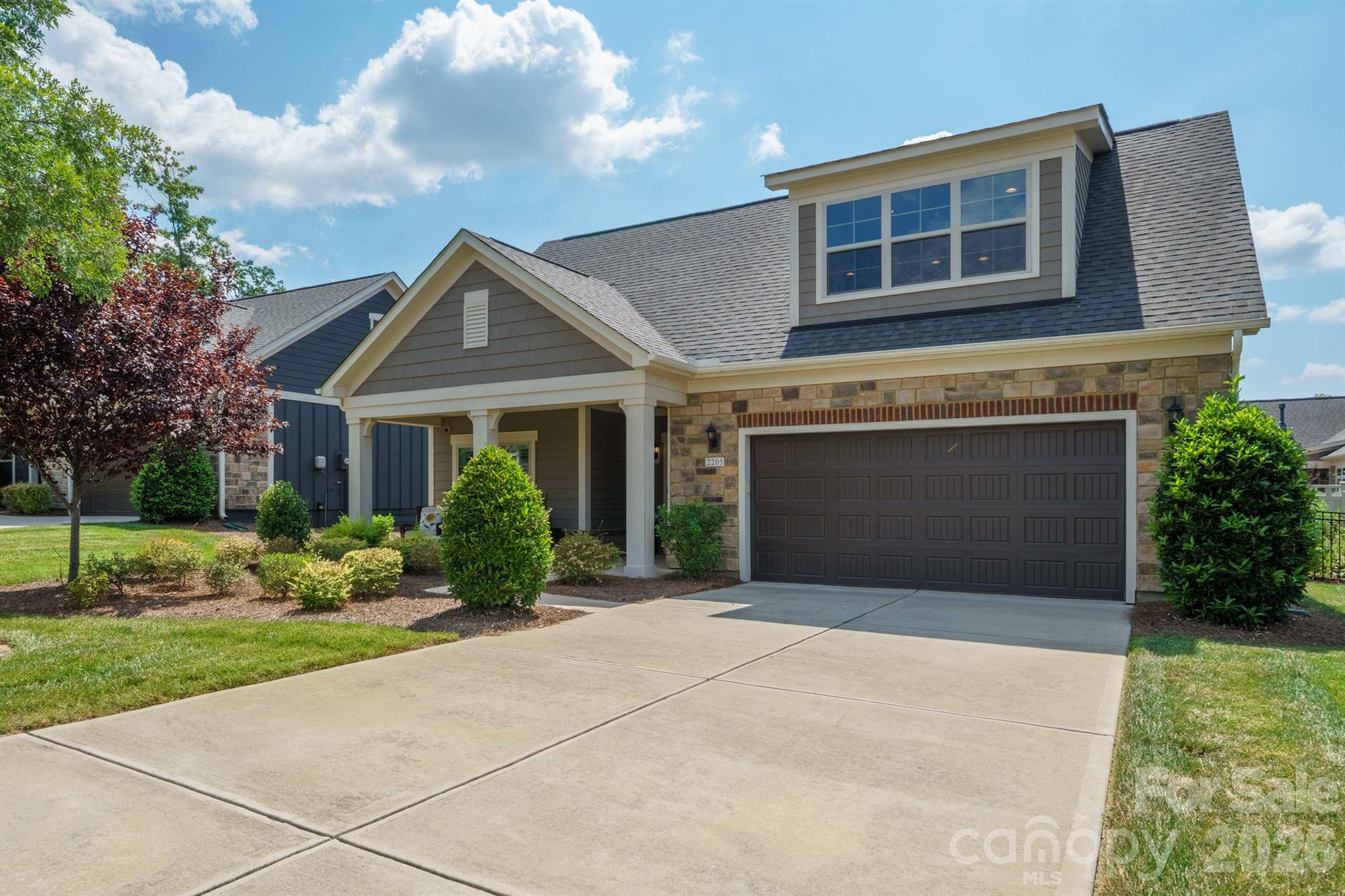 2205 Lincolnshire LN, Waxhaw, NC 28173