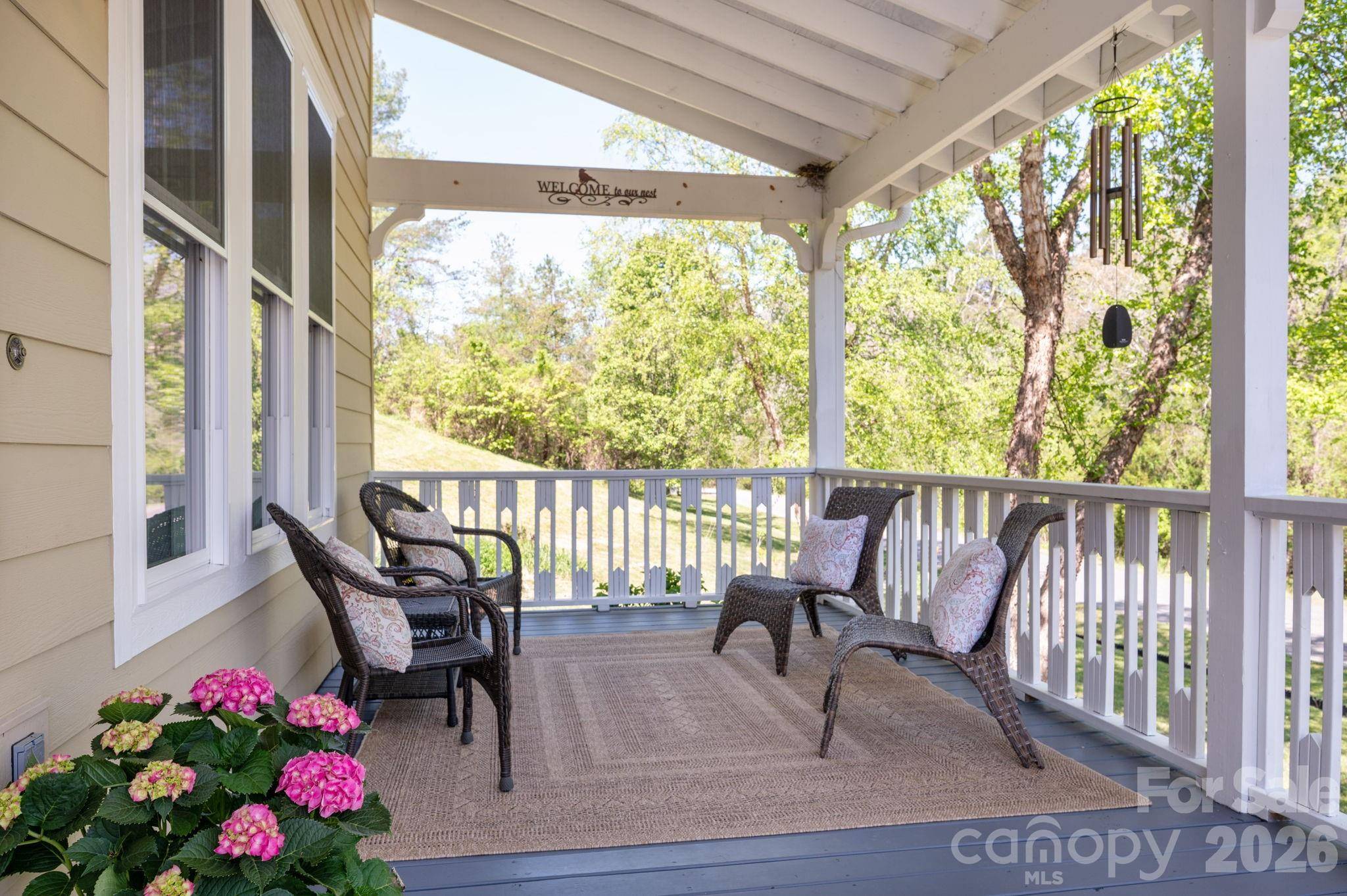 26 Macdougall LN, Weaverville, NC 28787