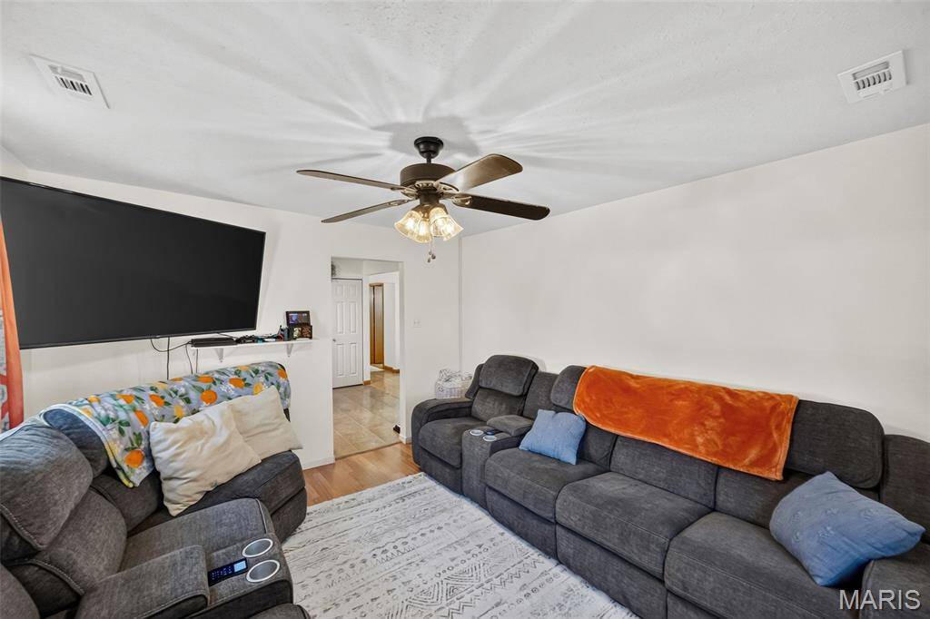 912 Huber ST, Festus, MO 63028