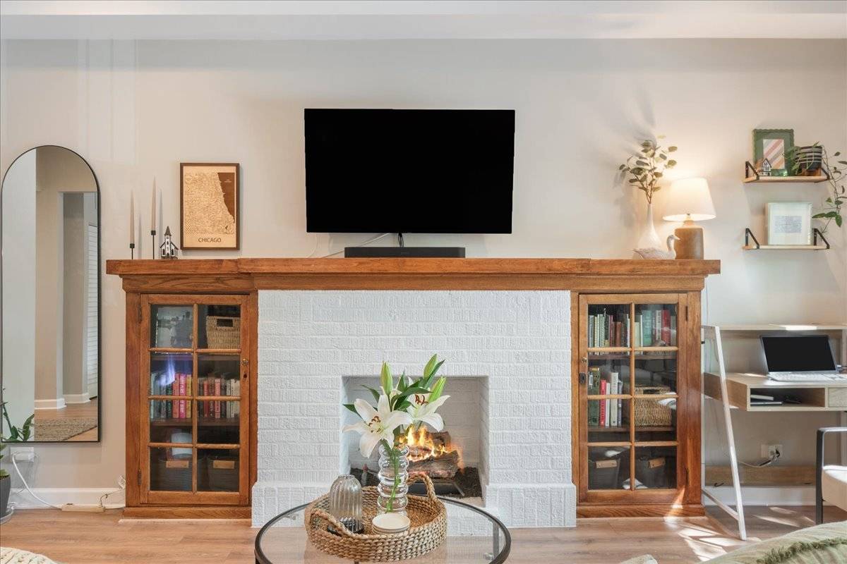 1846 W Berteau AVE #1, Chicago, IL 60613