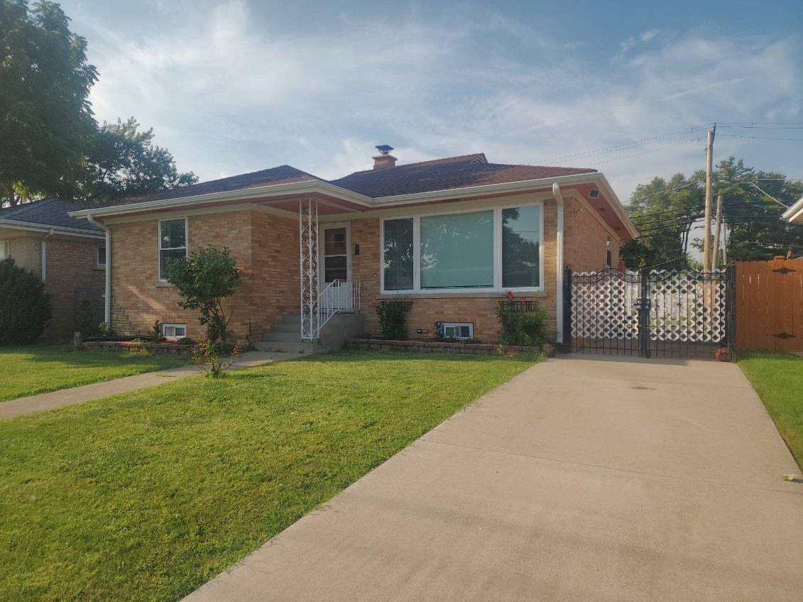 7918 W Oakton ST, Niles, IL 60714