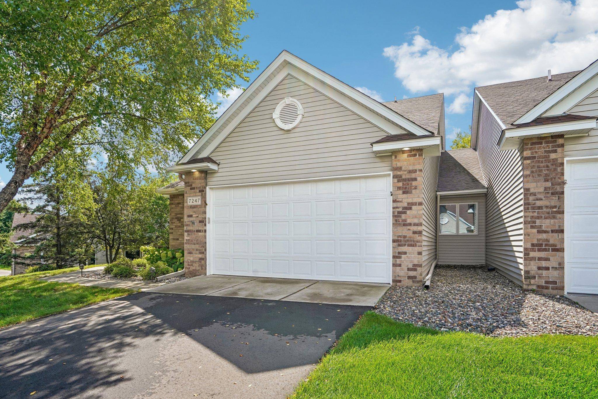 7247 Lake Ridge DR, Savage, MN 55378
