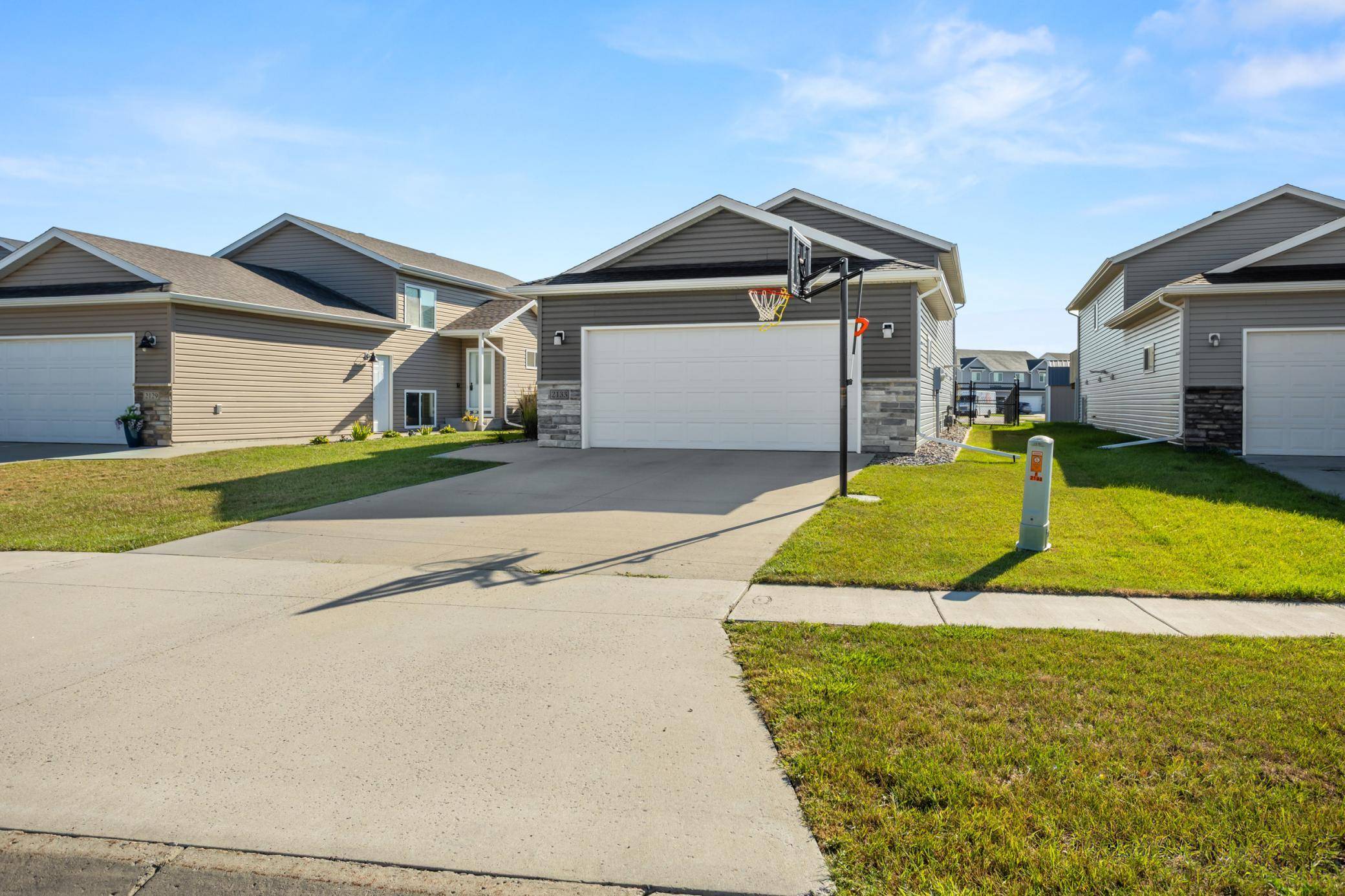 2133 10th ST W, West Fargo, ND 58078
