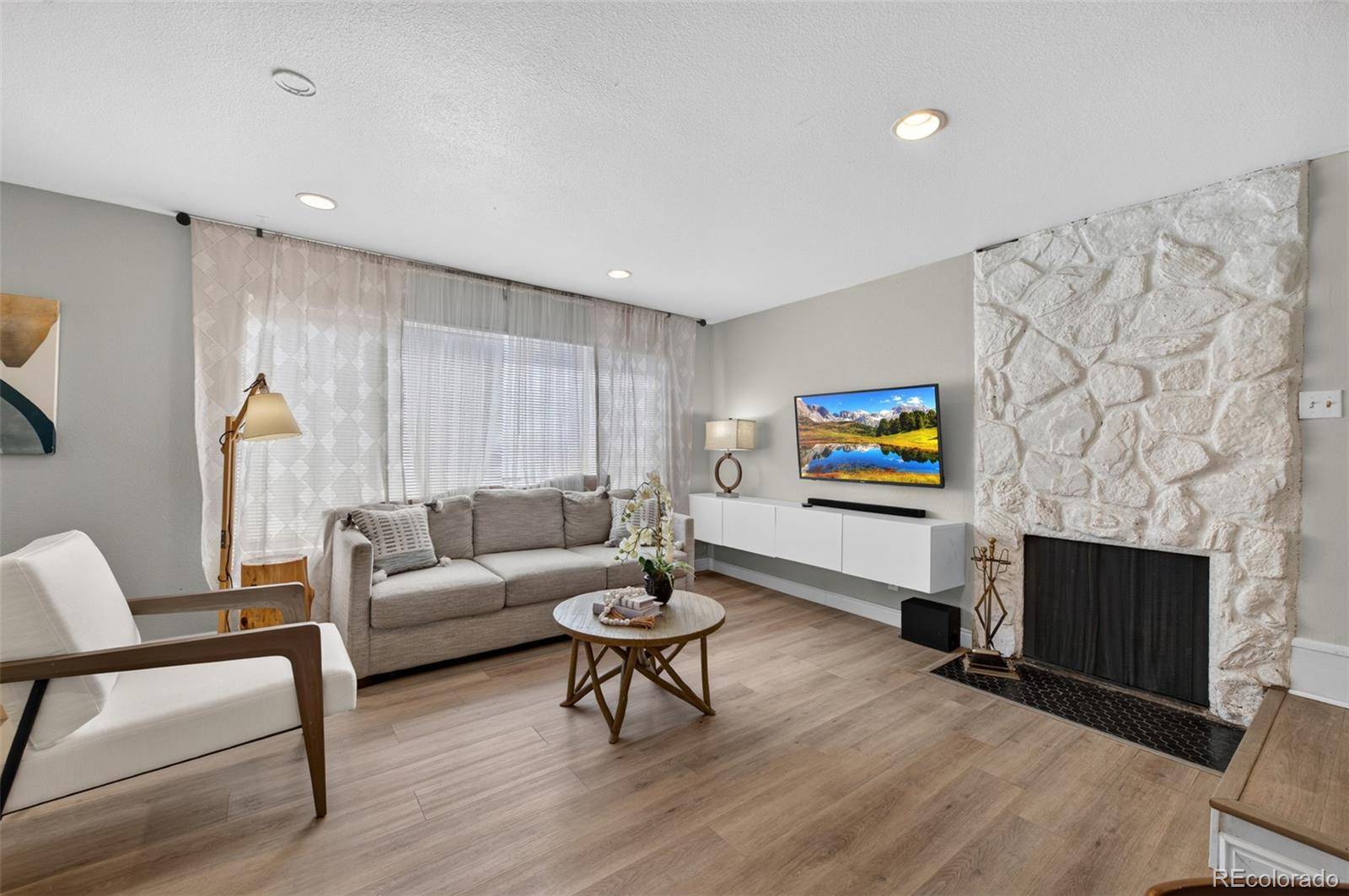 1306 S Carson WAY, Aurora, CO 80012