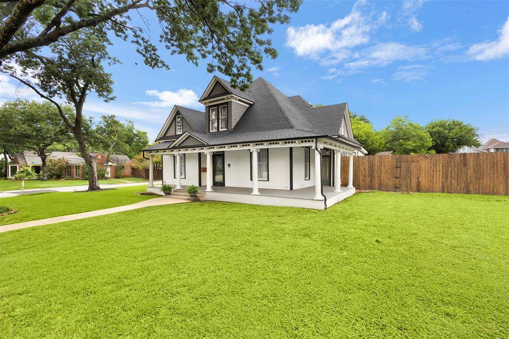 514 W Marvin Avenue, Waxahachie, TX 75165