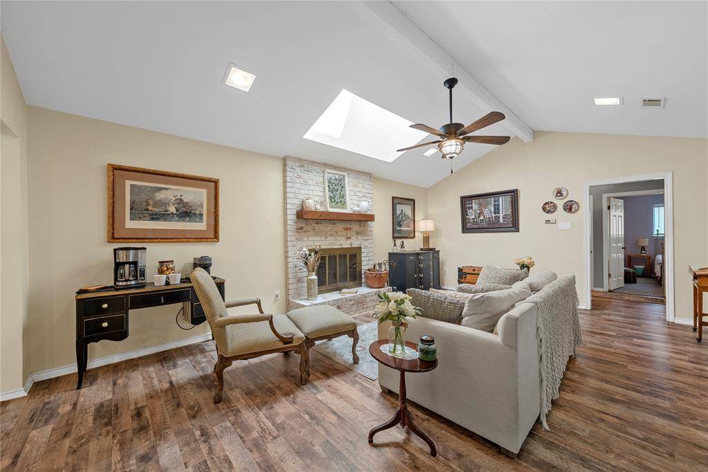4325 Green Point Drive, Waco, TX 76710