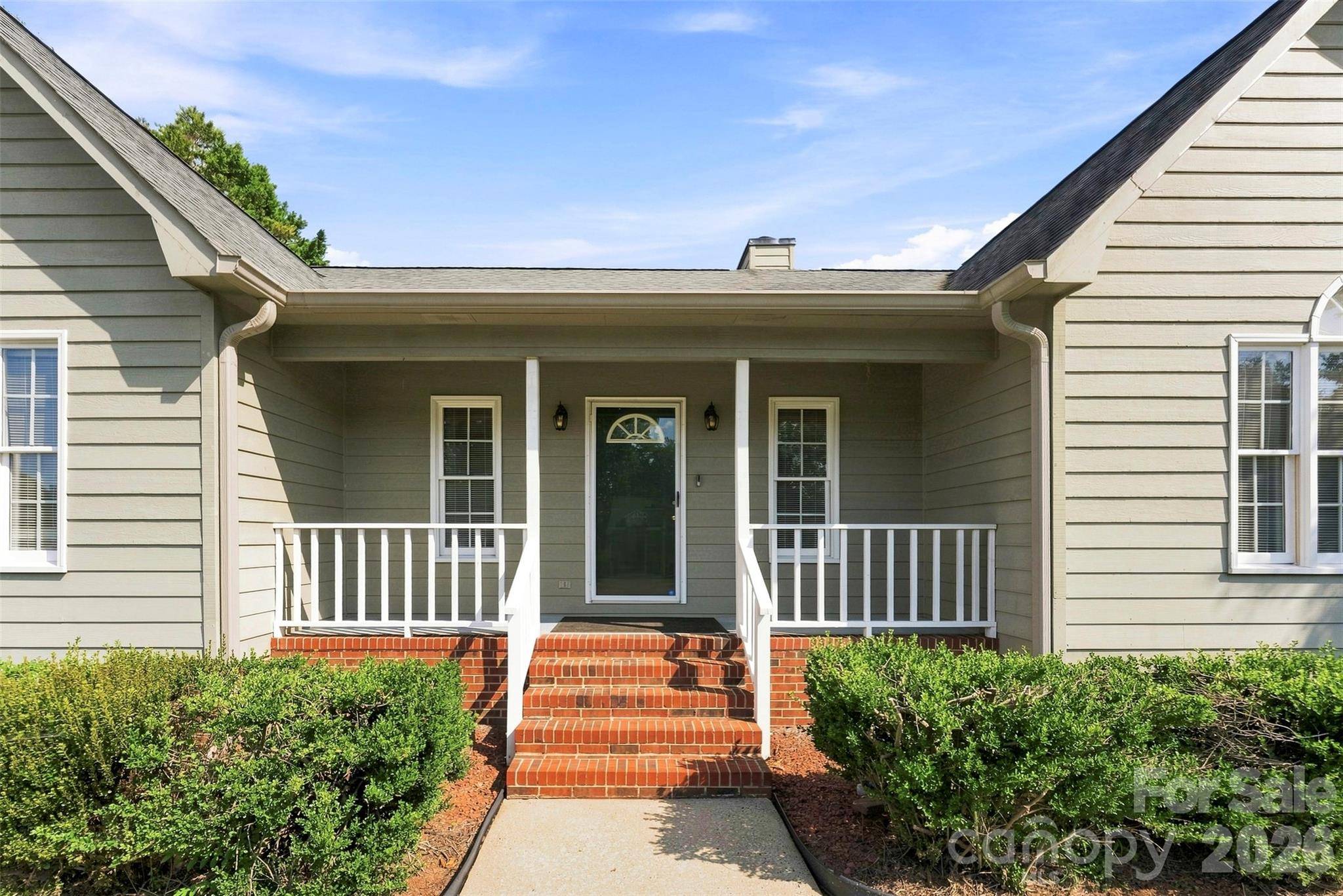 108 Shade Tree CT, Gastonia, NC 28056