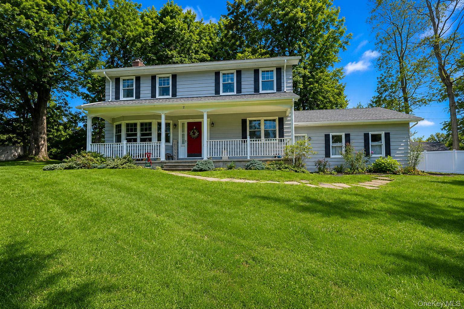 2 Foxey LN, Mahopac, NY 10541