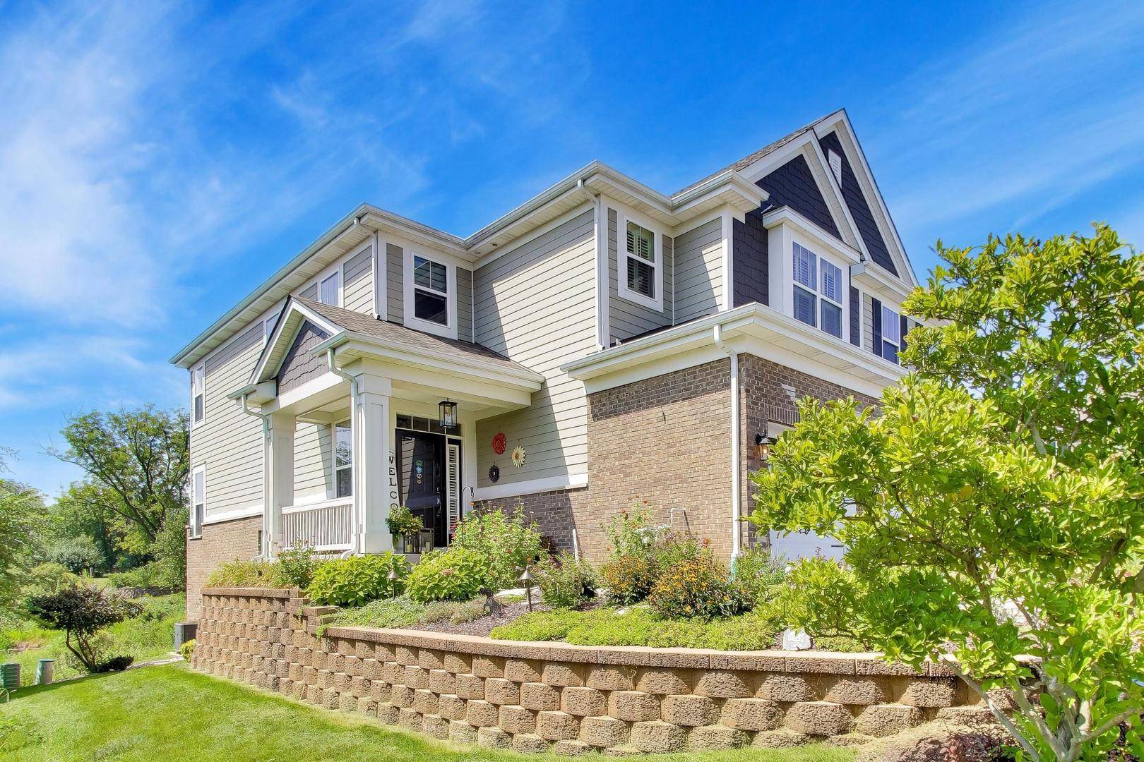 27W187 Breme DR, Warrenville, IL 60555