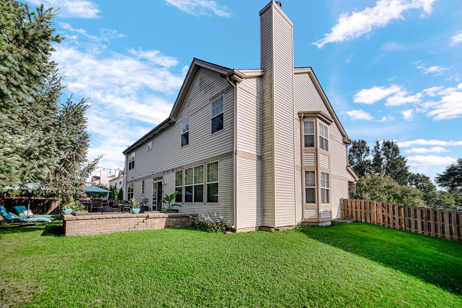 385 Post Oak CIR, West Chicago, IL 60185