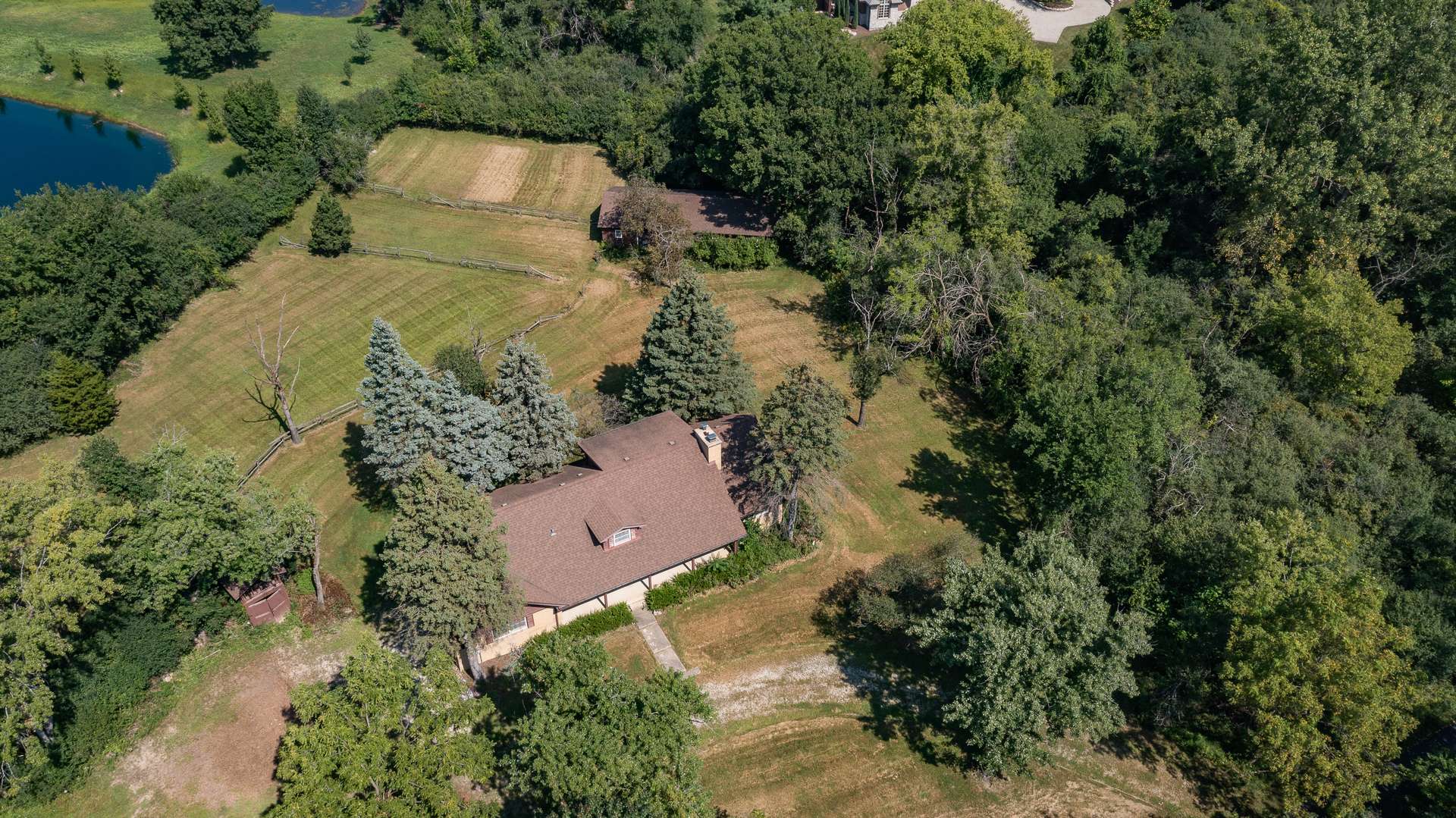 138 Breakenridge Farm RD, Oak Brook, IL 60523
