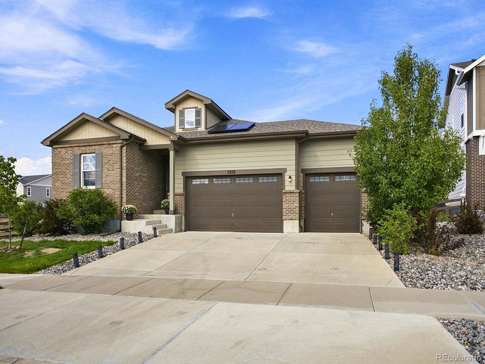 7266 S Robertsdale WAY, Aurora, CO 80016