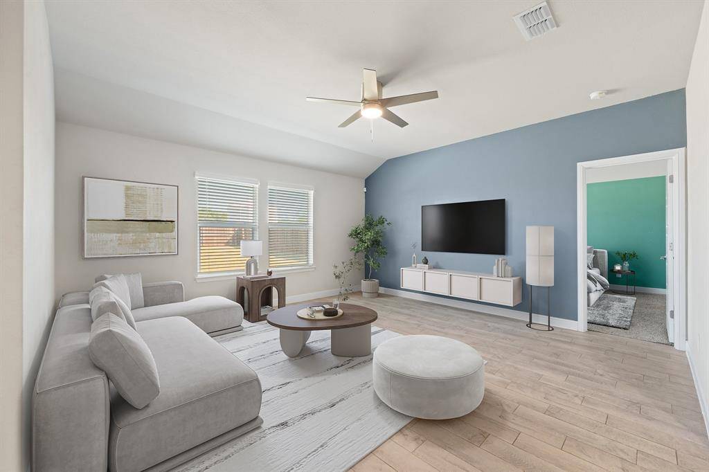 616 Breckenridge Park Drive, Alvarado, TX 76009