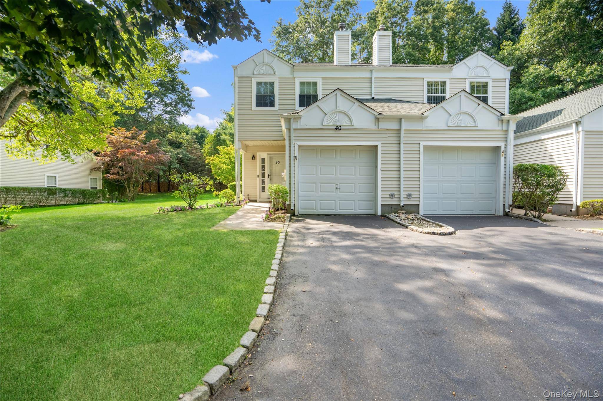 40 Quail CT, Manorville, NY 11949