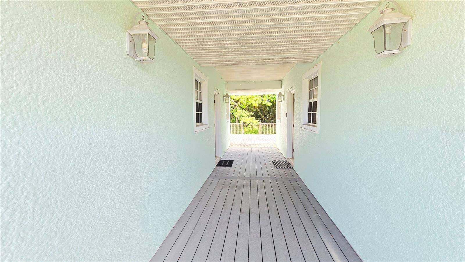1227 MANGROVE LN, Chokoloskee, FL 34138