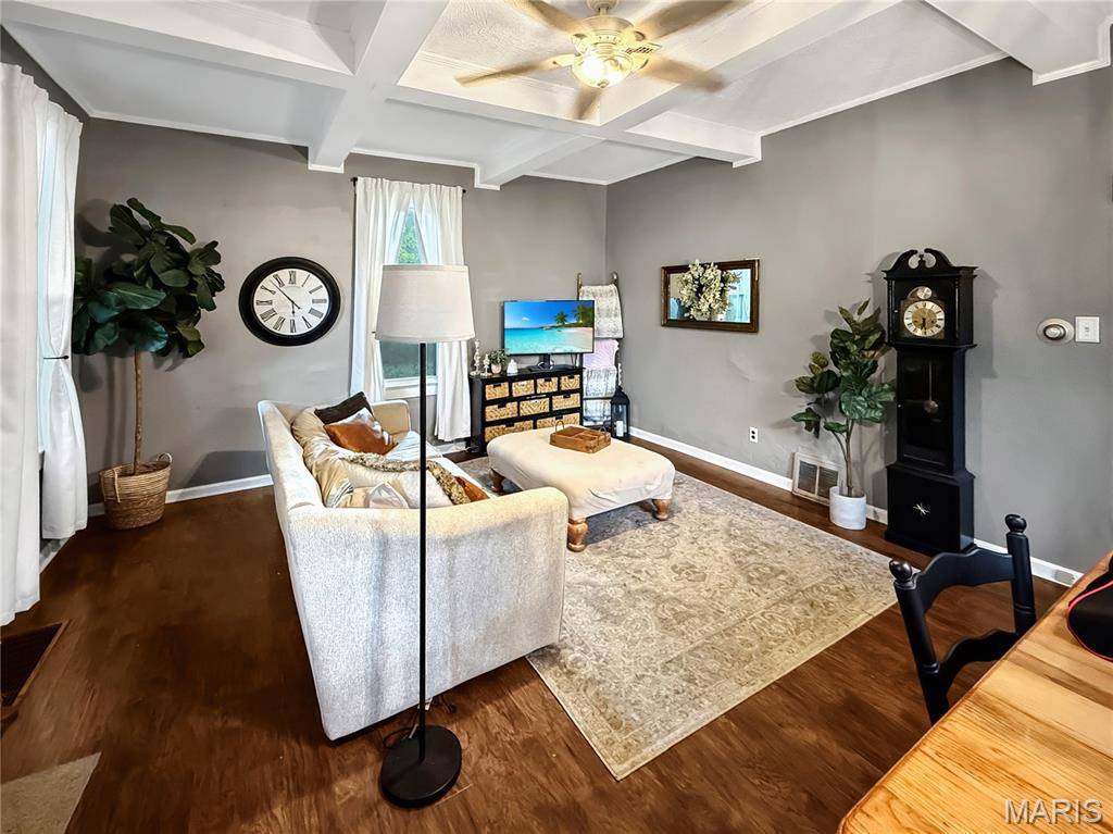 1015 E A ST, Belleville, IL 62220