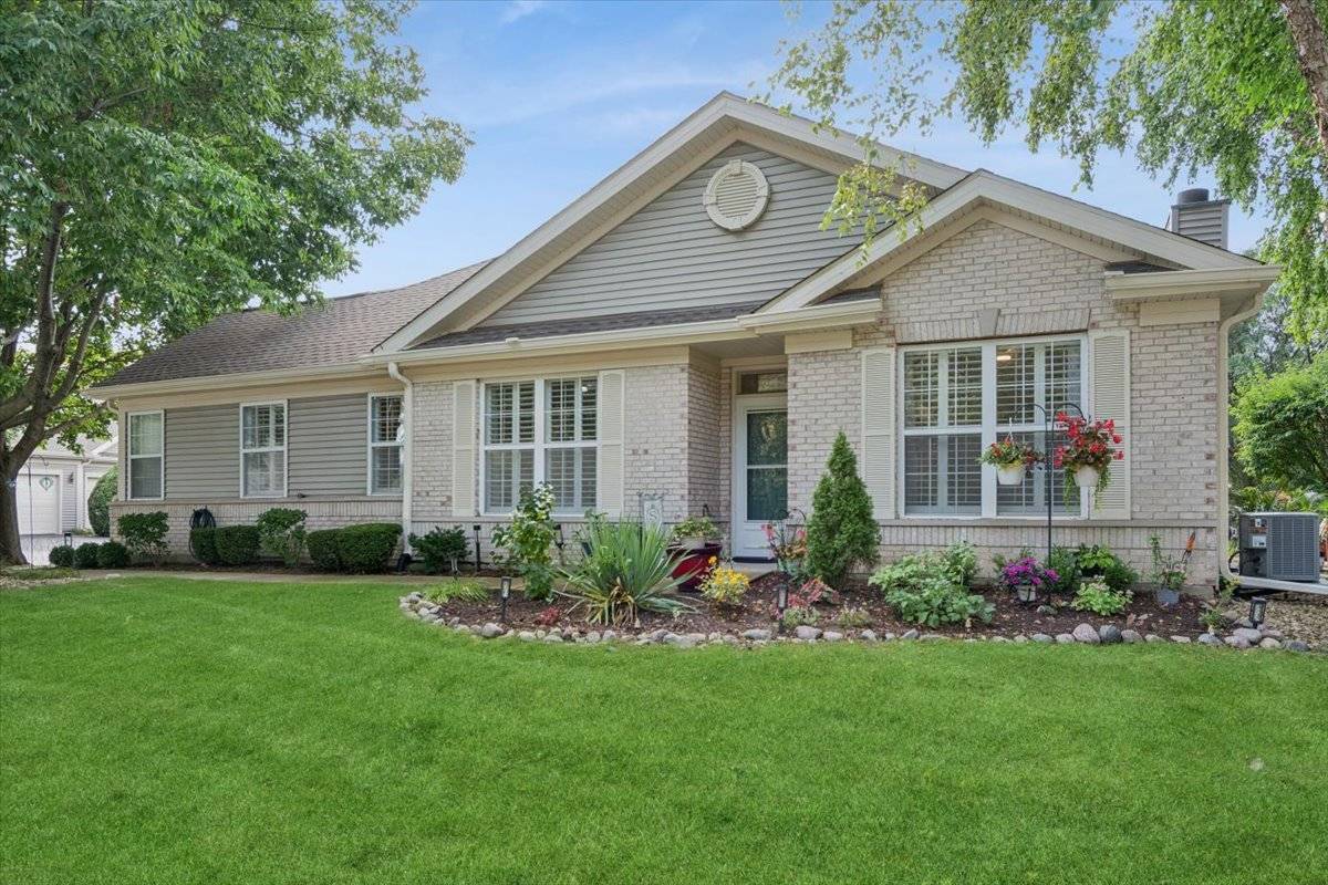 20865 W Chinaberry CT, Plainfield, IL 60544