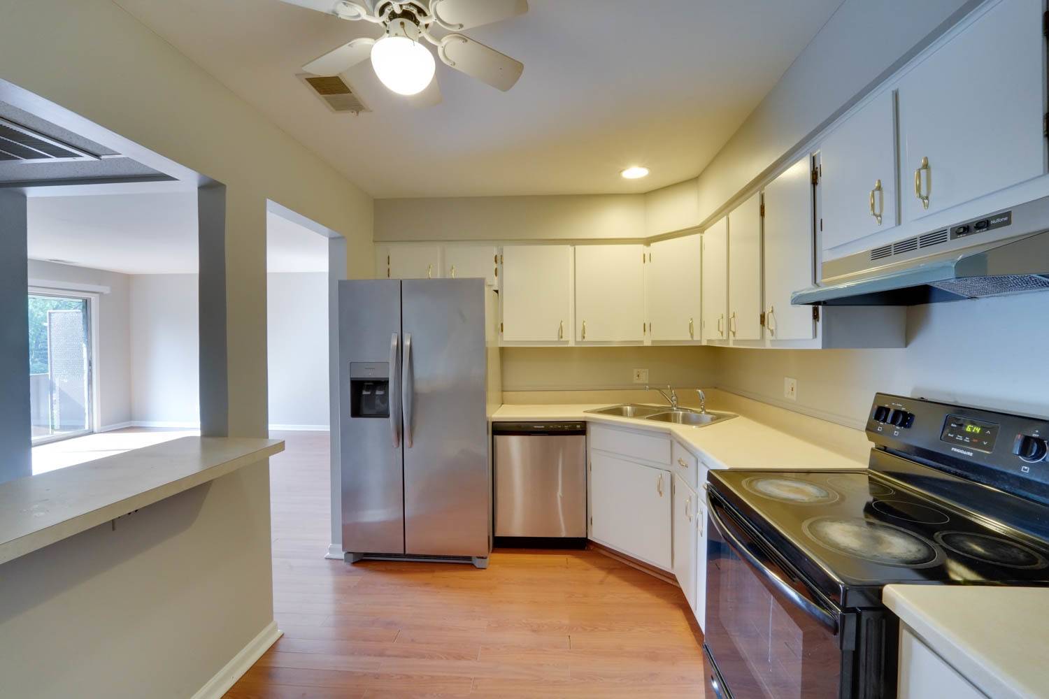 2650 Brookwood Way DR #311, Rolling Meadows, IL 60008