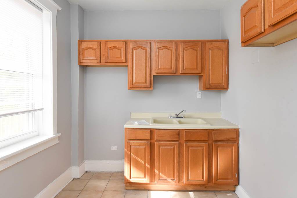 1251 W ROSEMONT AVE #3, Chicago, IL 60660