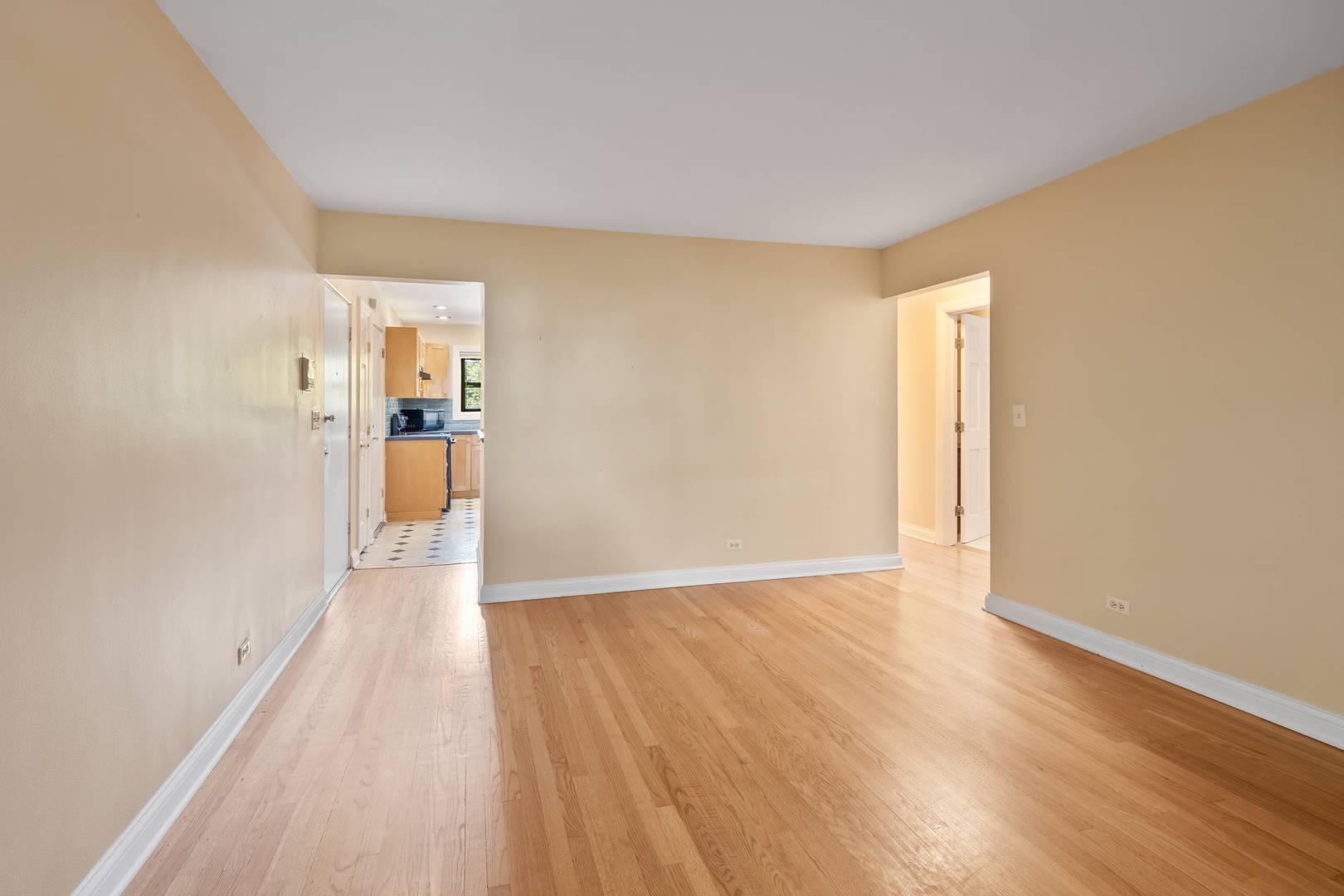 503 Sheridan RD #3B, Evanston, IL 60202
