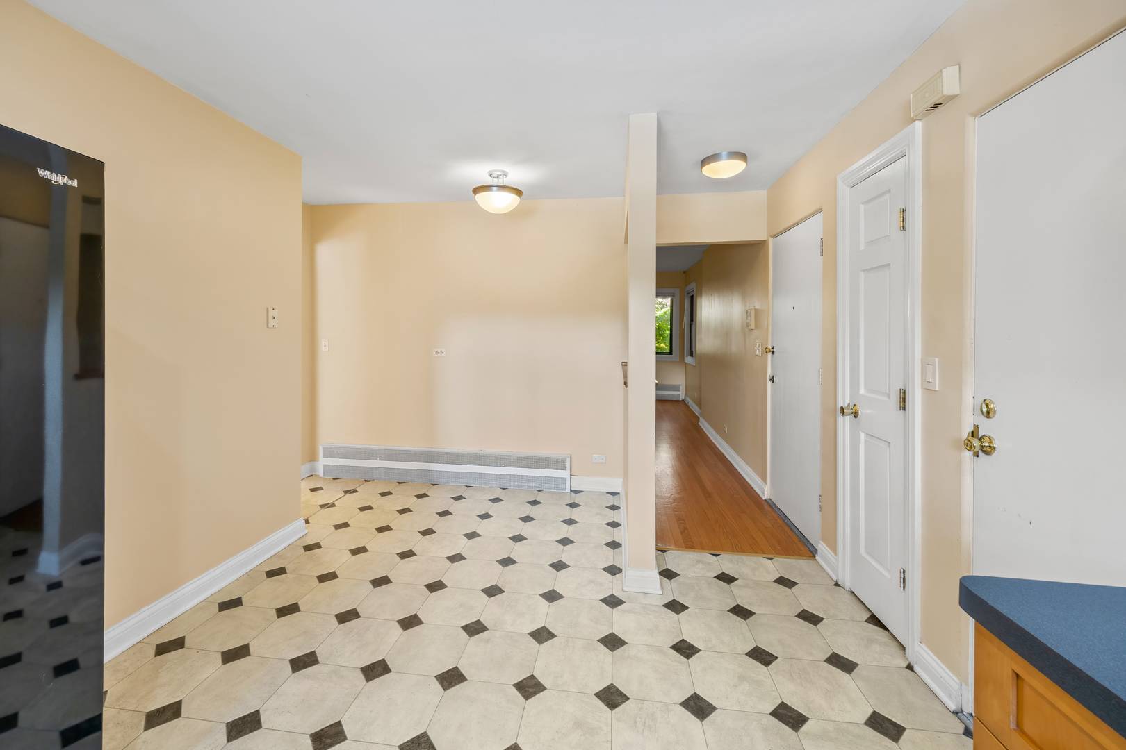 503 Sheridan RD #3B, Evanston, IL 60202