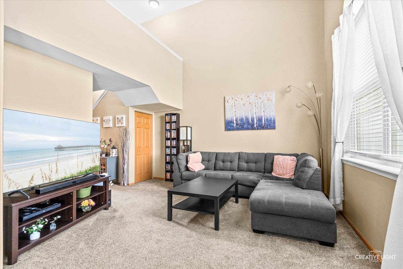 54 Rolling Oaks RD #C, Sugar Grove, IL 60554