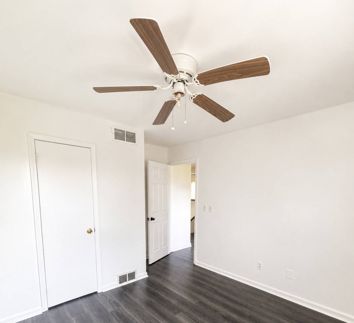 1108 E 5th ST, Sandwich, IL 60548