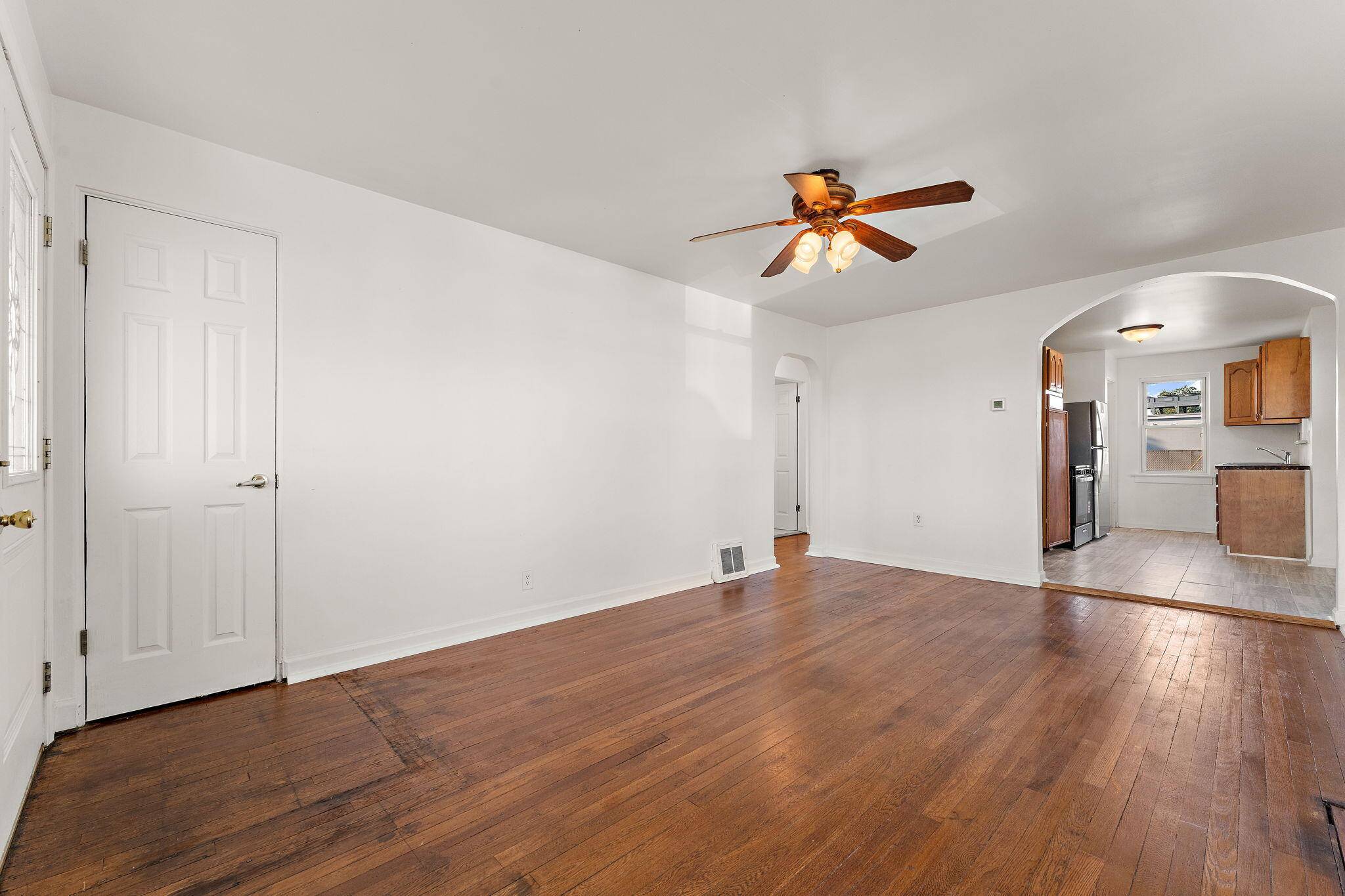 1000 W Home Avenue, Hobart, IN 46342