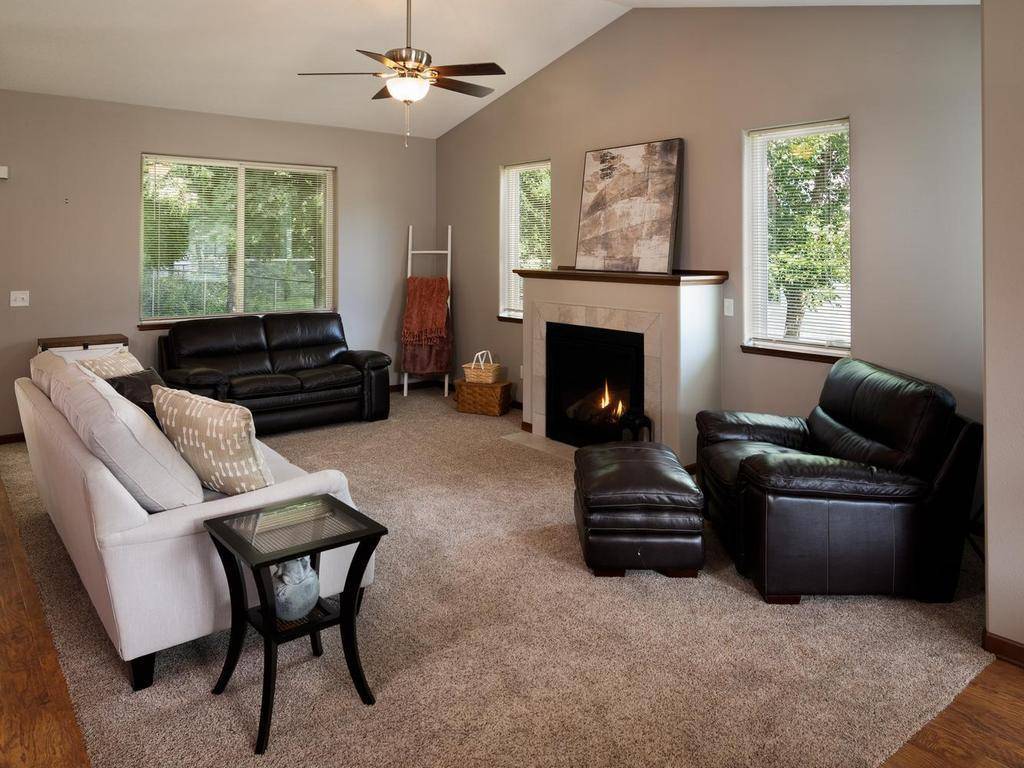 304 Tanager RD, Mankato, MN 56001
