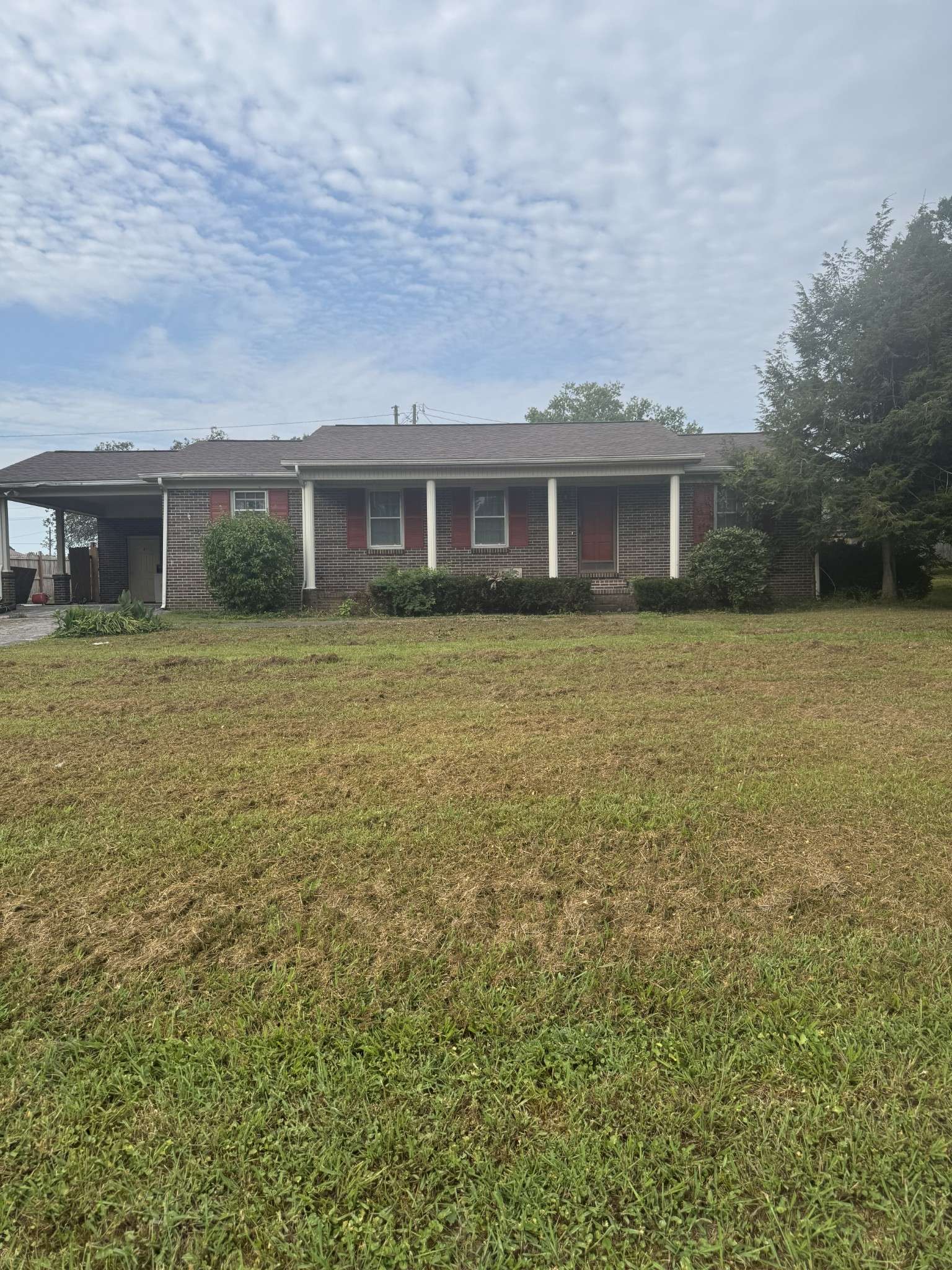 214 River Dr, Mcminnville, TN 37110