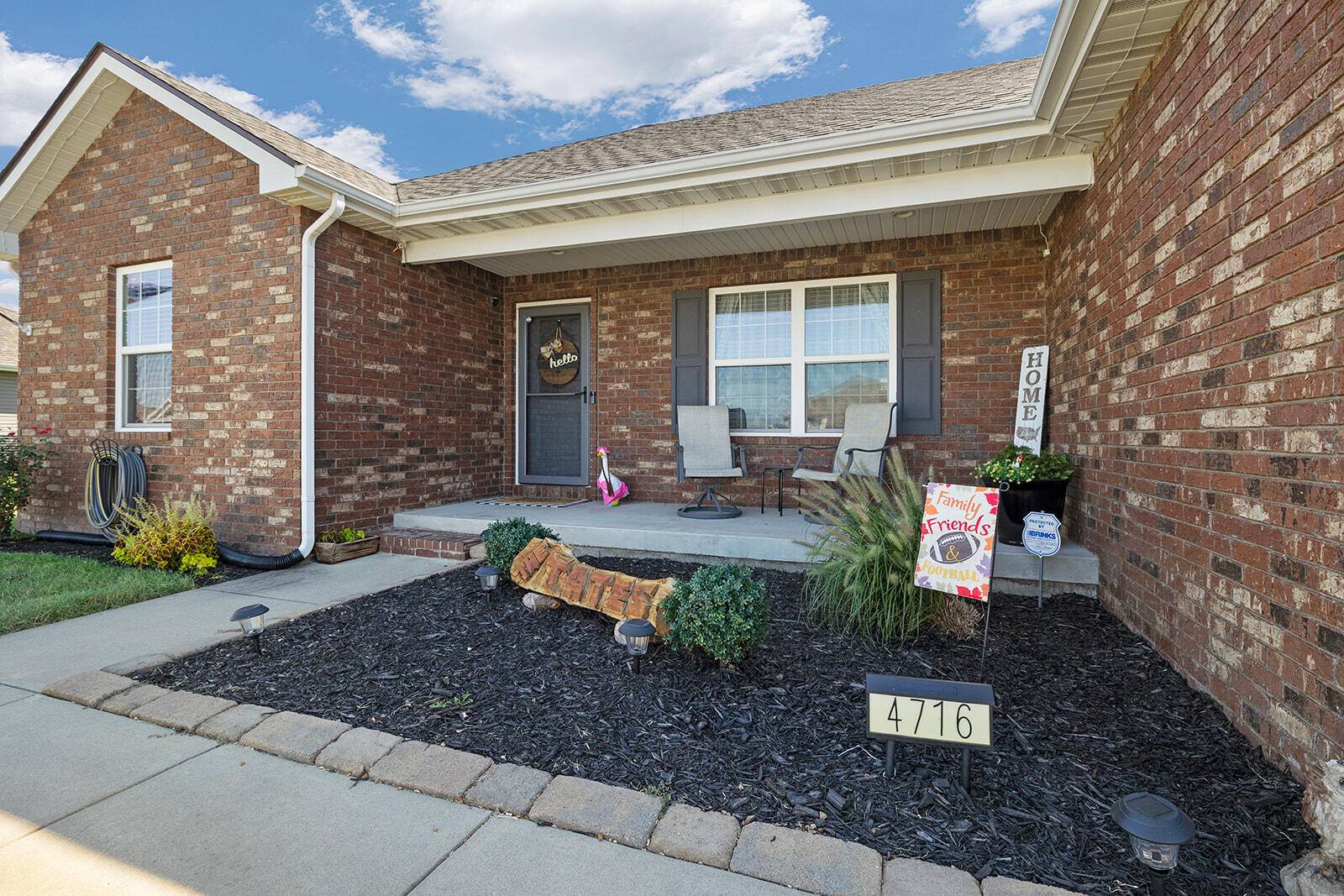 4716 S 125th RD, Bolivar, MO 65613