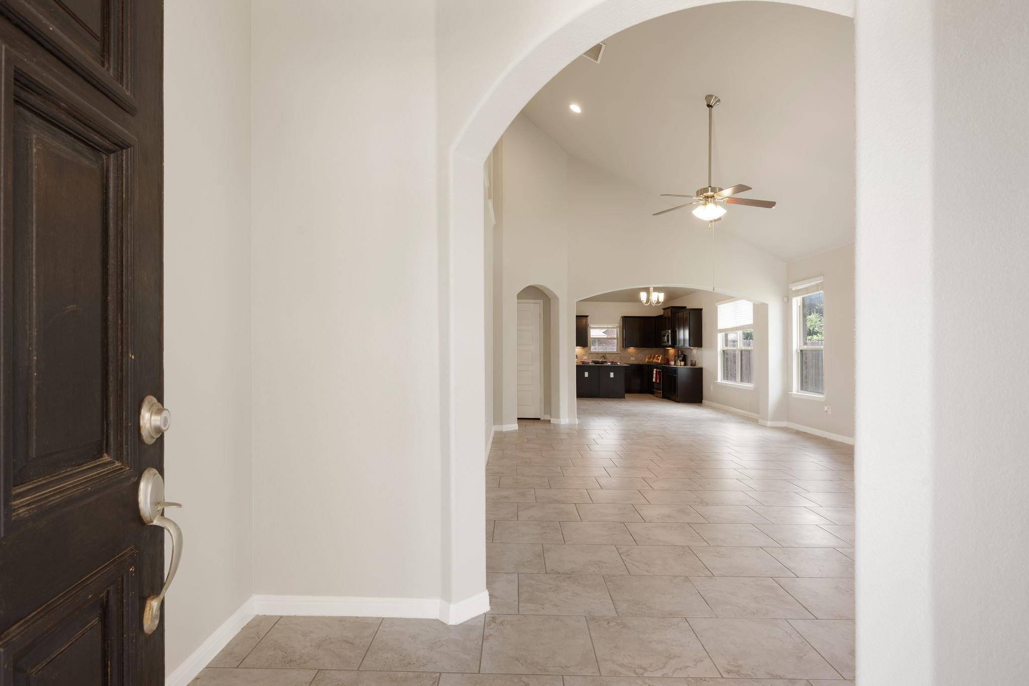 501 Buttermilk LN, Leander, TX 78641