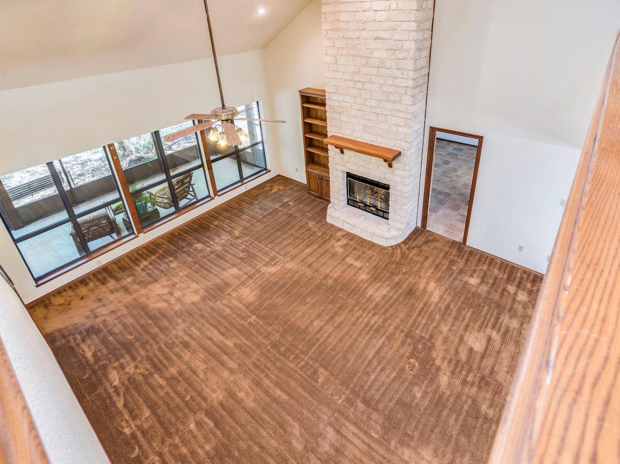 1112 Live Oak LOOP, Buda, TX 78610
